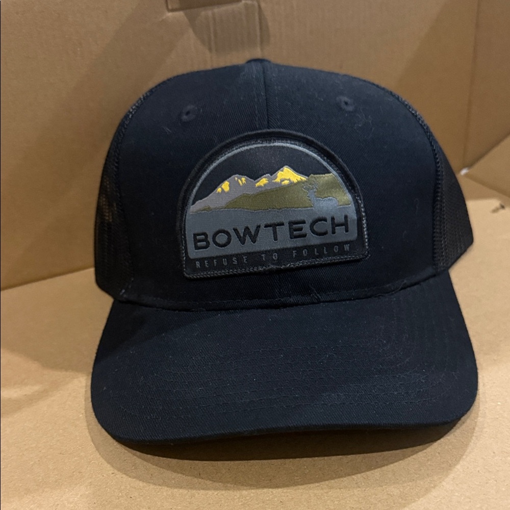 Bowtech Black Snap Back